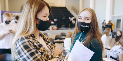 В городских школах запустили программу по развитию волонтерства «Первый шаг»